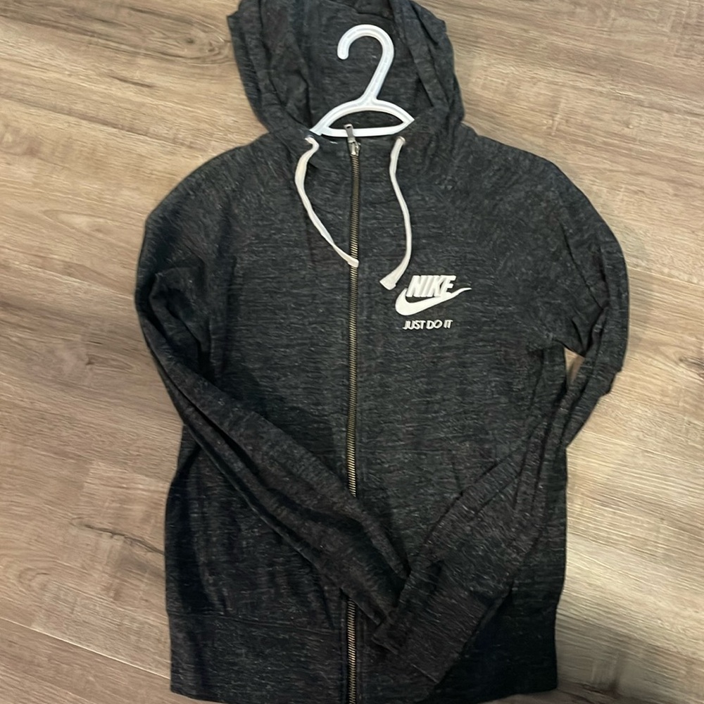Nike zip up hoodie